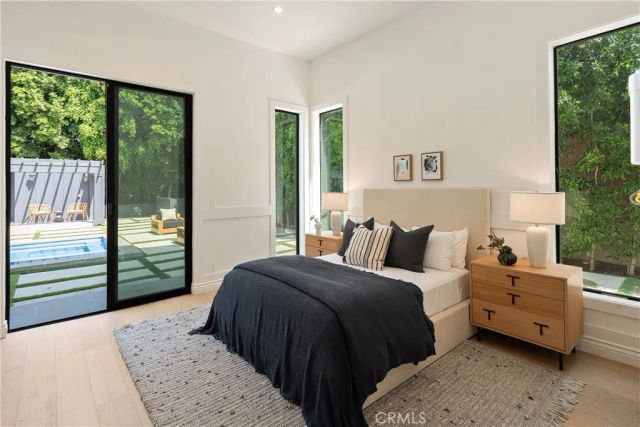 11835 Kling Street, Valley Village, CA 91607