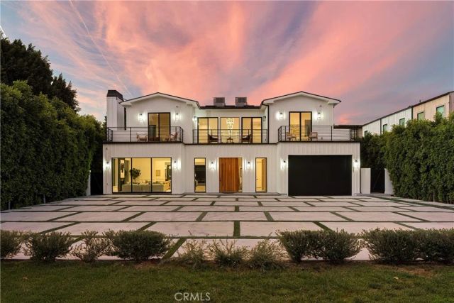 11835 Kling Street, Valley Village, CA 91607