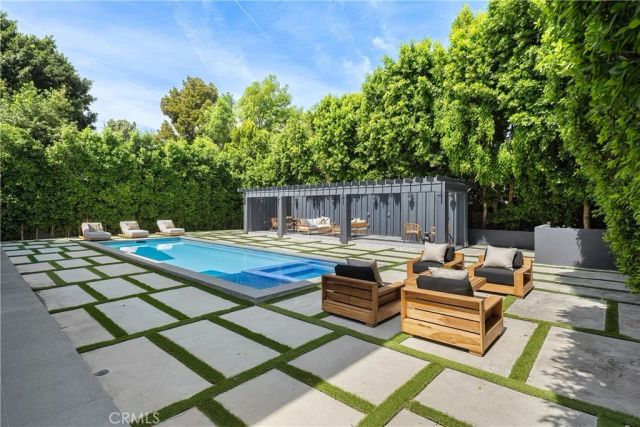 11835 Kling Street, Valley Village, CA 91607