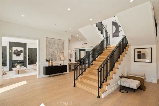 11835 Kling Street, Valley Village, CA 91607