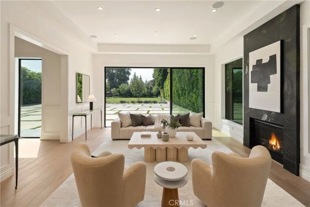 11835 Kling Street, Valley Village, CA 91607