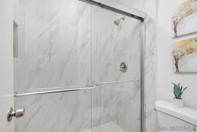 2808 Winthrop, Carlsbad, CA 92010