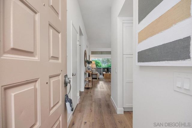 2808 Winthrop, Carlsbad, CA 92010