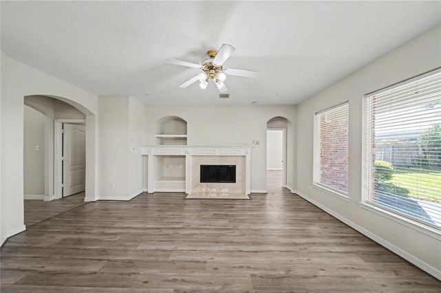 5807 Bayberry Way, Sugar Land, TX 77479