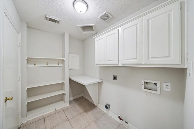 5807 Bayberry Way, Sugar Land, TX 77479