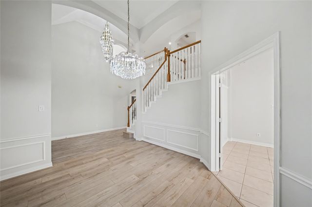 5807 Bayberry Way, Sugar Land, TX 77479