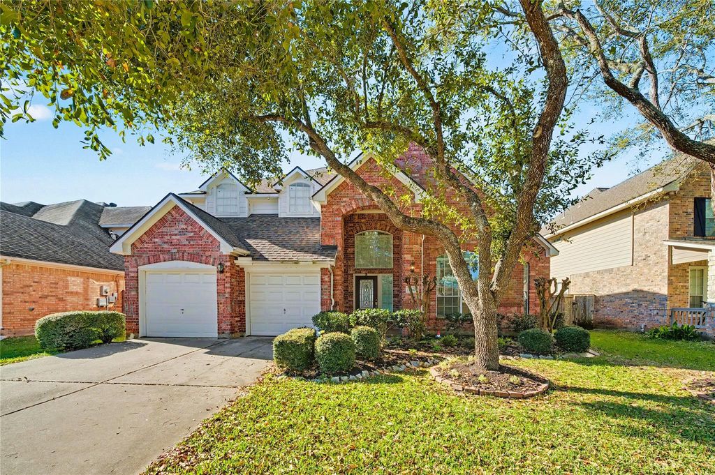 5807 Bayberry Way, Sugar Land, TX 77479