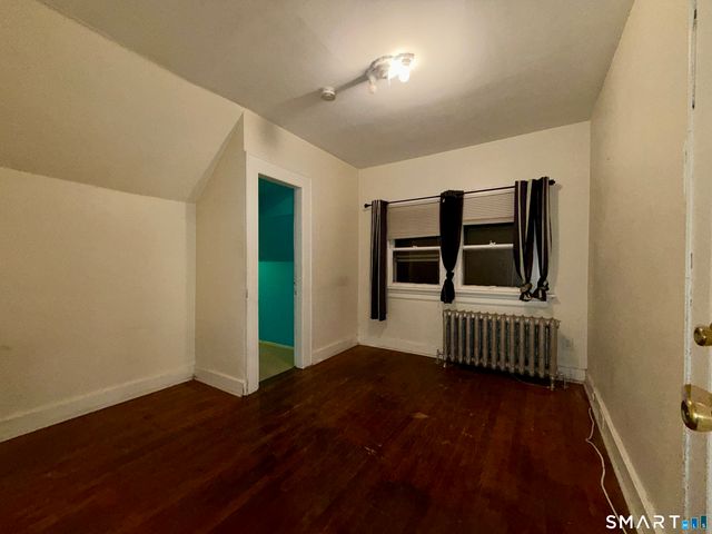 110 Coleman Street, Bridgeport, CT 06604
