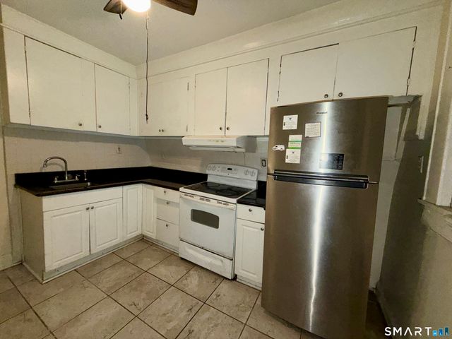 110 Coleman Street, Bridgeport, CT 06604