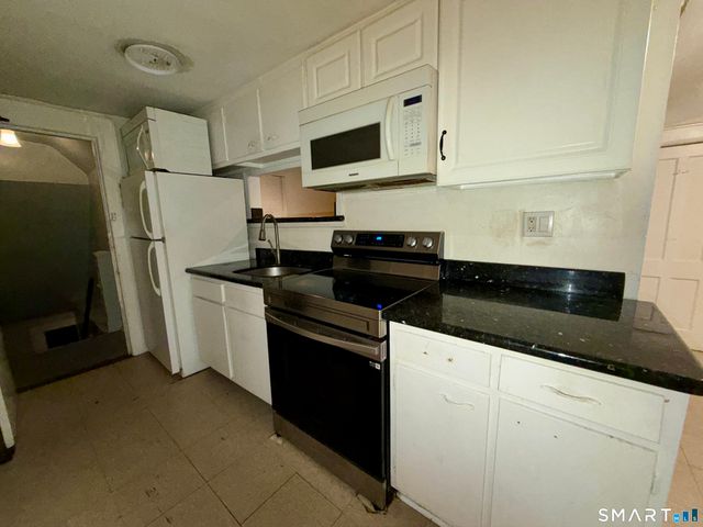 110 Coleman Street, Bridgeport, CT 06604