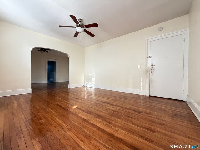 110 Coleman Street, Bridgeport, CT 06604