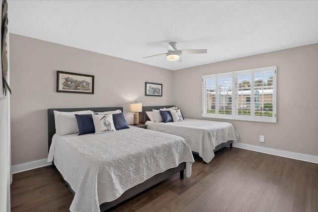 5830 MIDNIGHT PASS ROAD 43, Sarasota, FL 34242