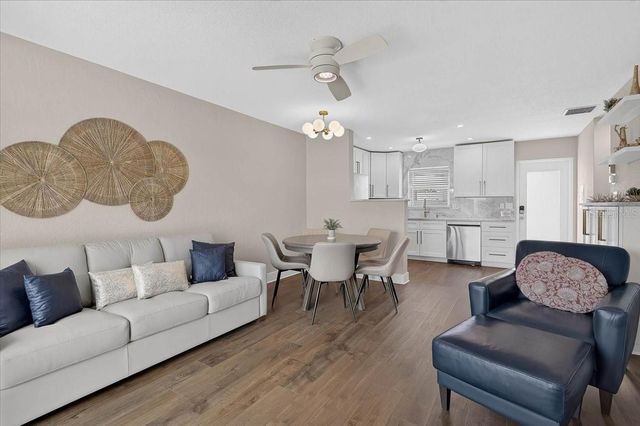 5830 MIDNIGHT PASS ROAD 43, Sarasota, FL 34242