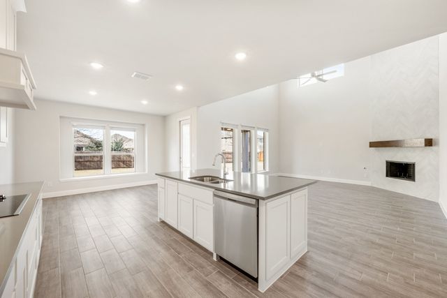 219 Memory Lane, Waxahachie, TX 75165