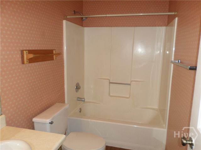 29 Colony Park Drive, Savannah, GA 31406