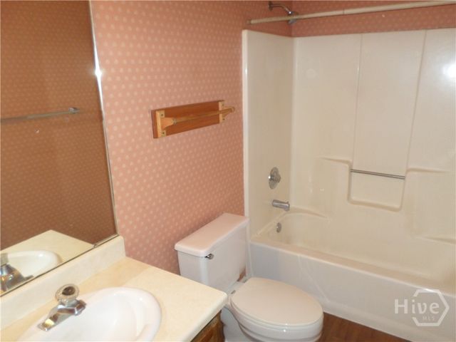 29 Colony Park Drive, Savannah, GA 31406