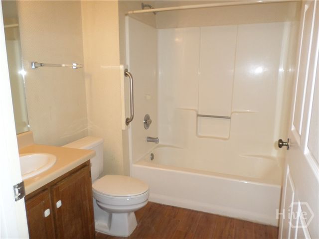 29 Colony Park Drive, Savannah, GA 31406