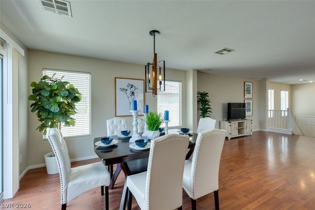 304 Windsor Ridge Avenue, Las Vegas, NV 89183