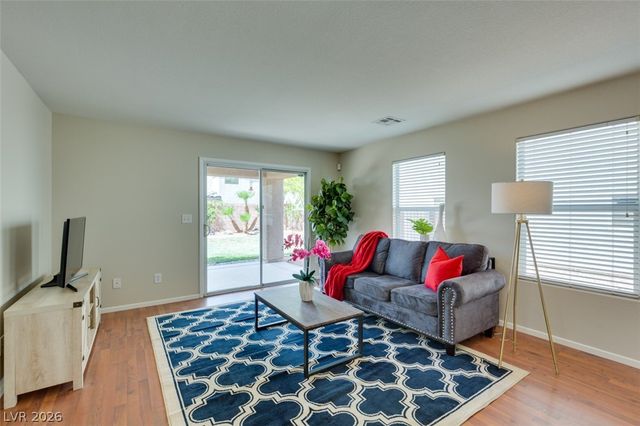 304 Windsor Ridge Avenue, Las Vegas, NV 89183