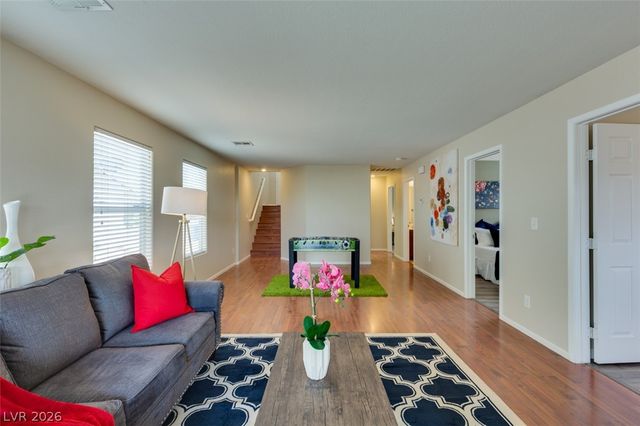 304 Windsor Ridge Avenue, Las Vegas, NV 89183