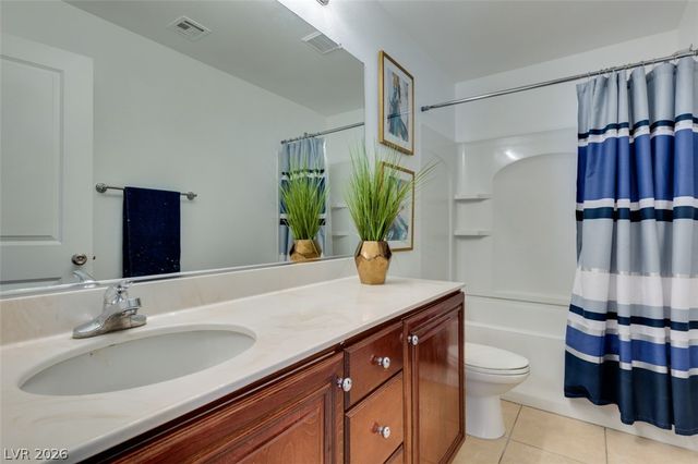 304 Windsor Ridge Avenue, Las Vegas, NV 89183