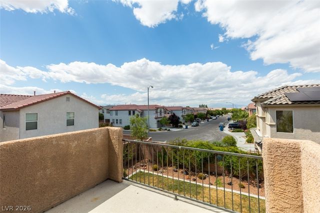 304 Windsor Ridge Avenue, Las Vegas, NV 89183