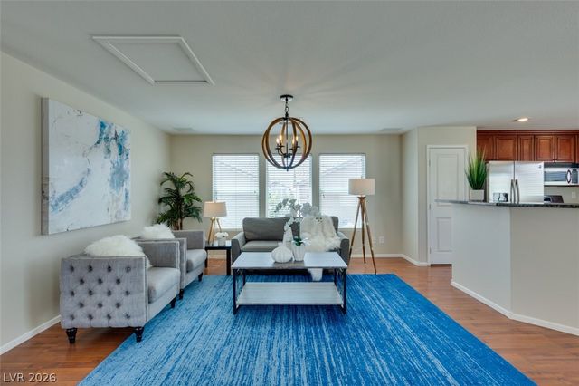 304 Windsor Ridge Avenue, Las Vegas, NV 89183