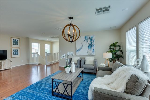 304 Windsor Ridge Avenue, Las Vegas, NV 89183