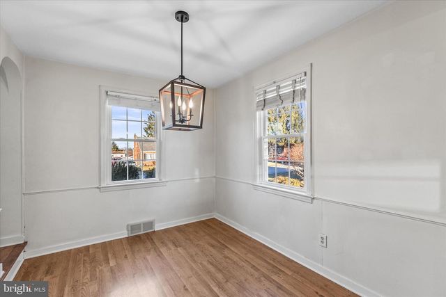 317 GREYSTONE RD, York, PA 17402