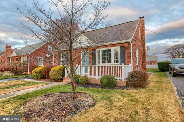 317 GREYSTONE RD, York, PA 17402