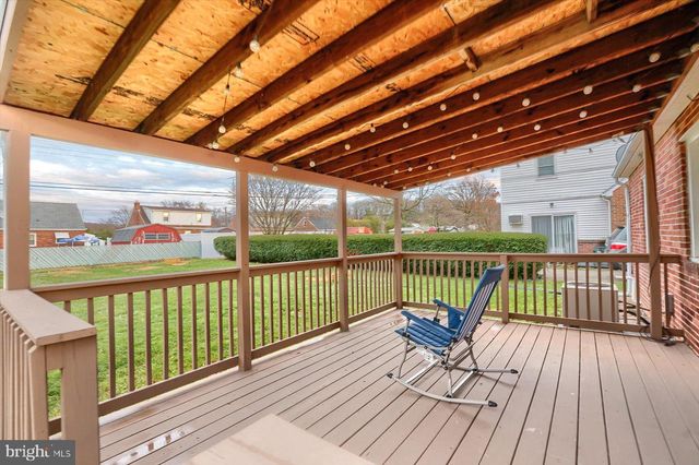 317 GREYSTONE RD, York, PA 17402