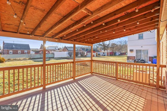 317 GREYSTONE RD, York, PA 17402