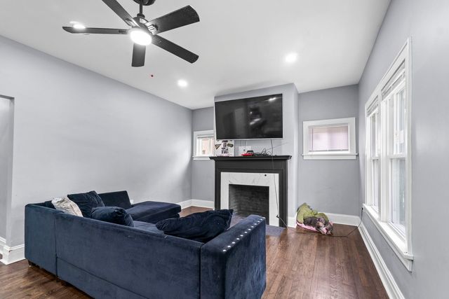 14601 Des Plaines Street, Harvey, IL 60426