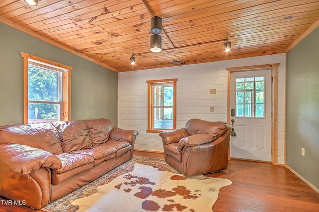 16765 Bristol Highway, Bristol, VA 24202