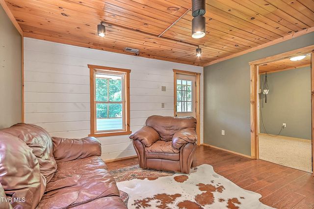 16765 Bristol Highway, Bristol, VA 24202