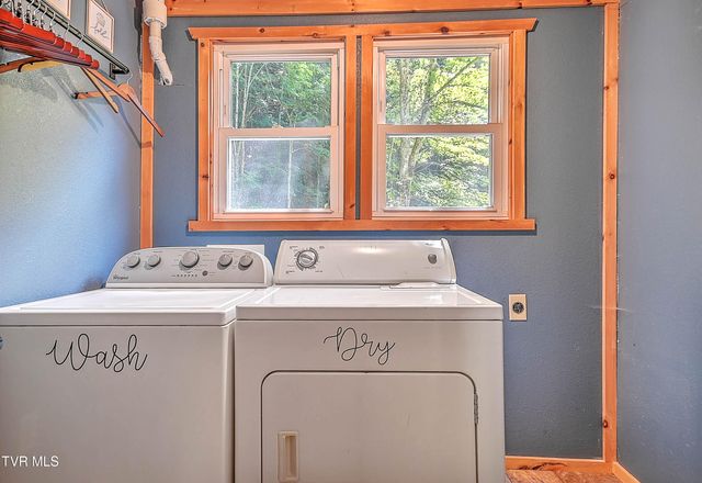 16765 Bristol Highway, Bristol, VA 24202