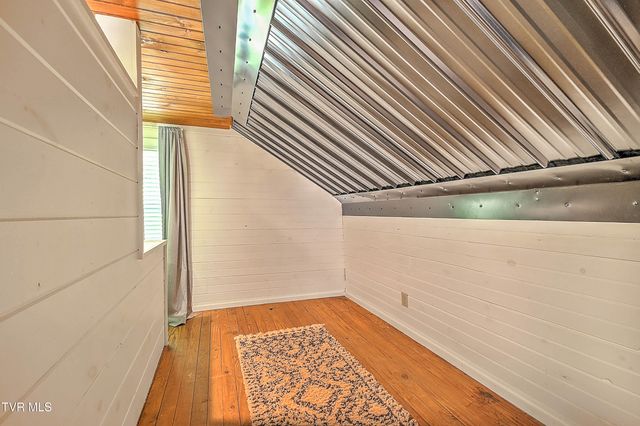 16765 Bristol Highway, Bristol, VA 24202