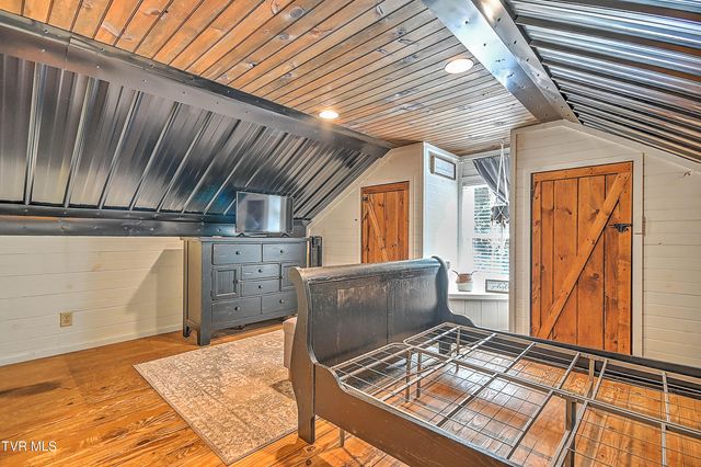 16765 Bristol Highway, Bristol, VA 24202