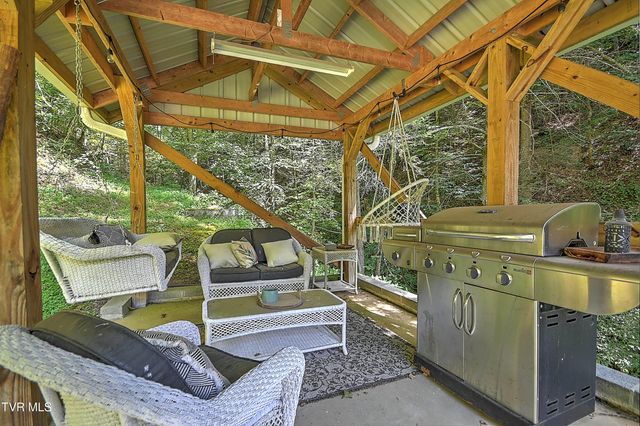 16765 Bristol Highway, Bristol, VA 24202