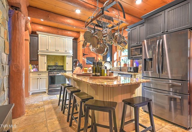 16765 Bristol Highway, Bristol, VA 24202