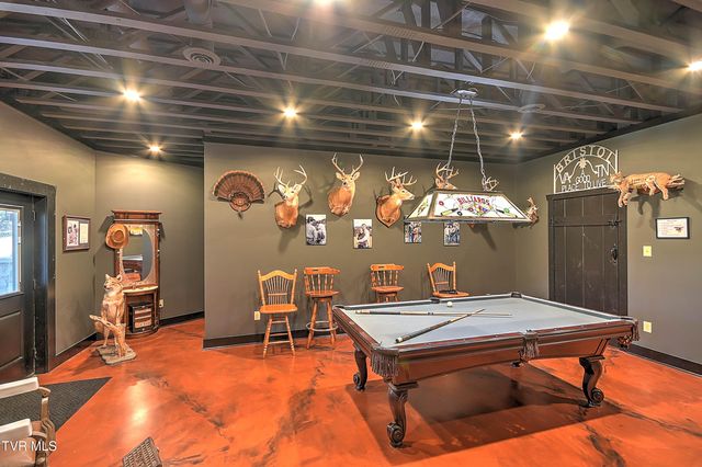 16765 Bristol Highway, Bristol, VA 24202