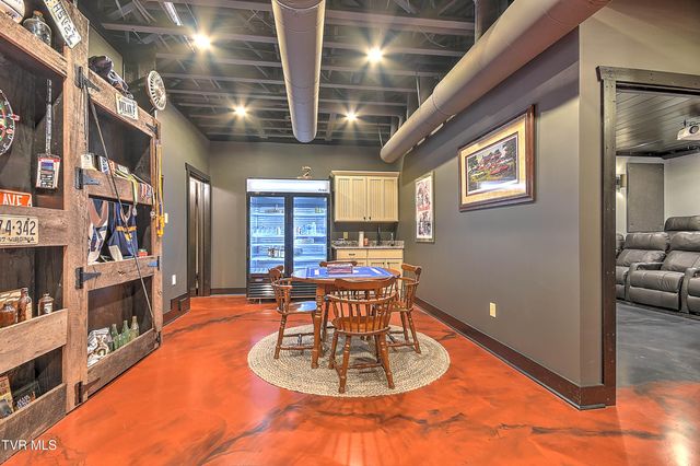 16765 Bristol Highway, Bristol, VA 24202