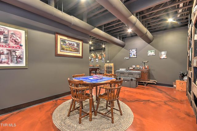 16765 Bristol Highway, Bristol, VA 24202