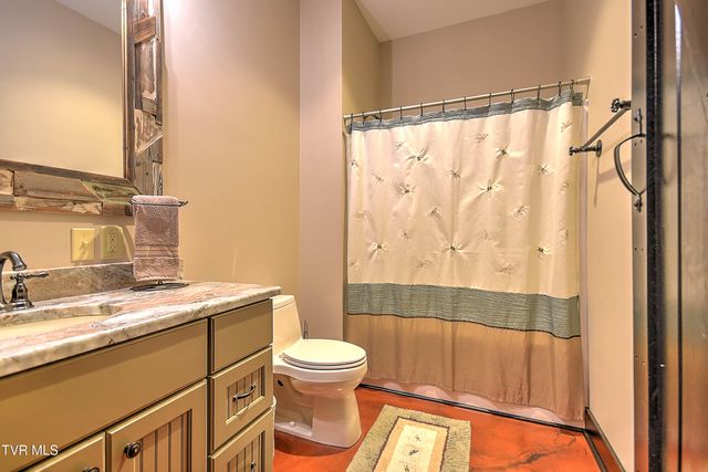 16765 Bristol Highway, Bristol, VA 24202