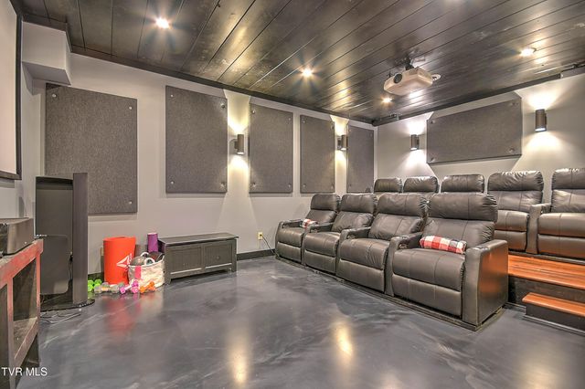 16765 Bristol Highway, Bristol, VA 24202