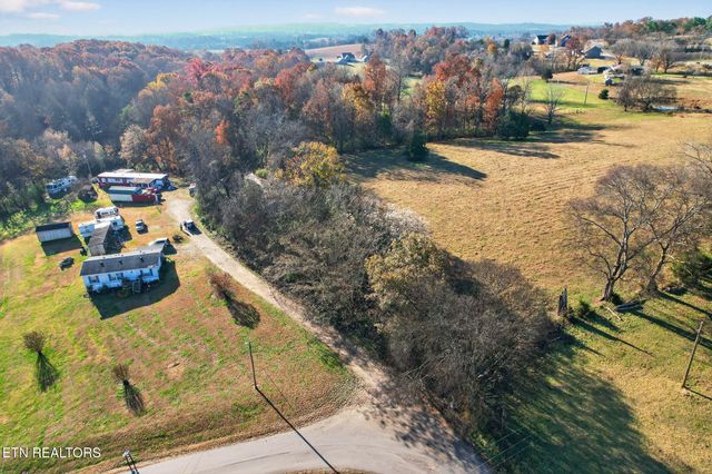 1637 Sheets Hollow Rd, Greenback, TN 37742