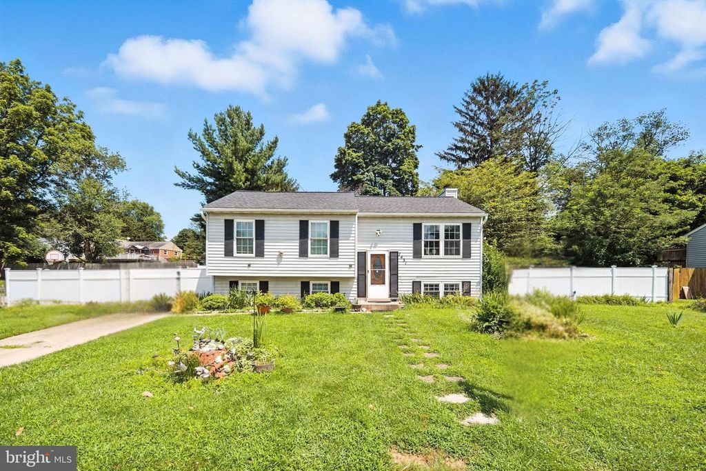 7431 JENNIFER WAY, Sykesville, MD 21784