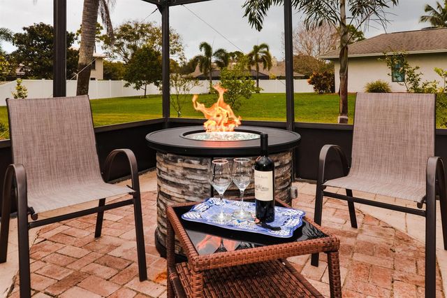 2411 NE Pinecrest Lakes Boulevard, Jensen Beach, FL 34957