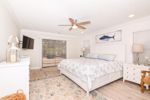 2411 NE Pinecrest Lakes Boulevard, Jensen Beach, FL 34957