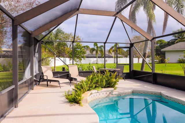 2411 NE Pinecrest Lakes Boulevard, Jensen Beach, FL 34957